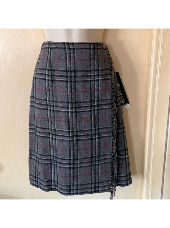 Sag Harbor Dresses & Skirts - Sag Harbor petites plaid wrap skirt size 6P